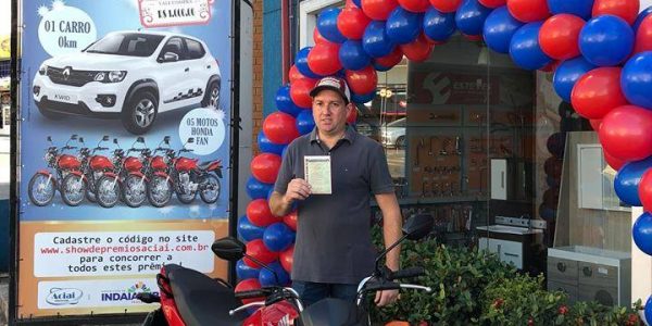 ganhador-da-moto-aciai-indaiatuba2